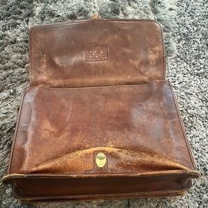 HENRY LOUIS LEATHER HANDCRAFTED FULLGRAIN COWHIDE BRIEFCASE MESSENGER VTG BAG